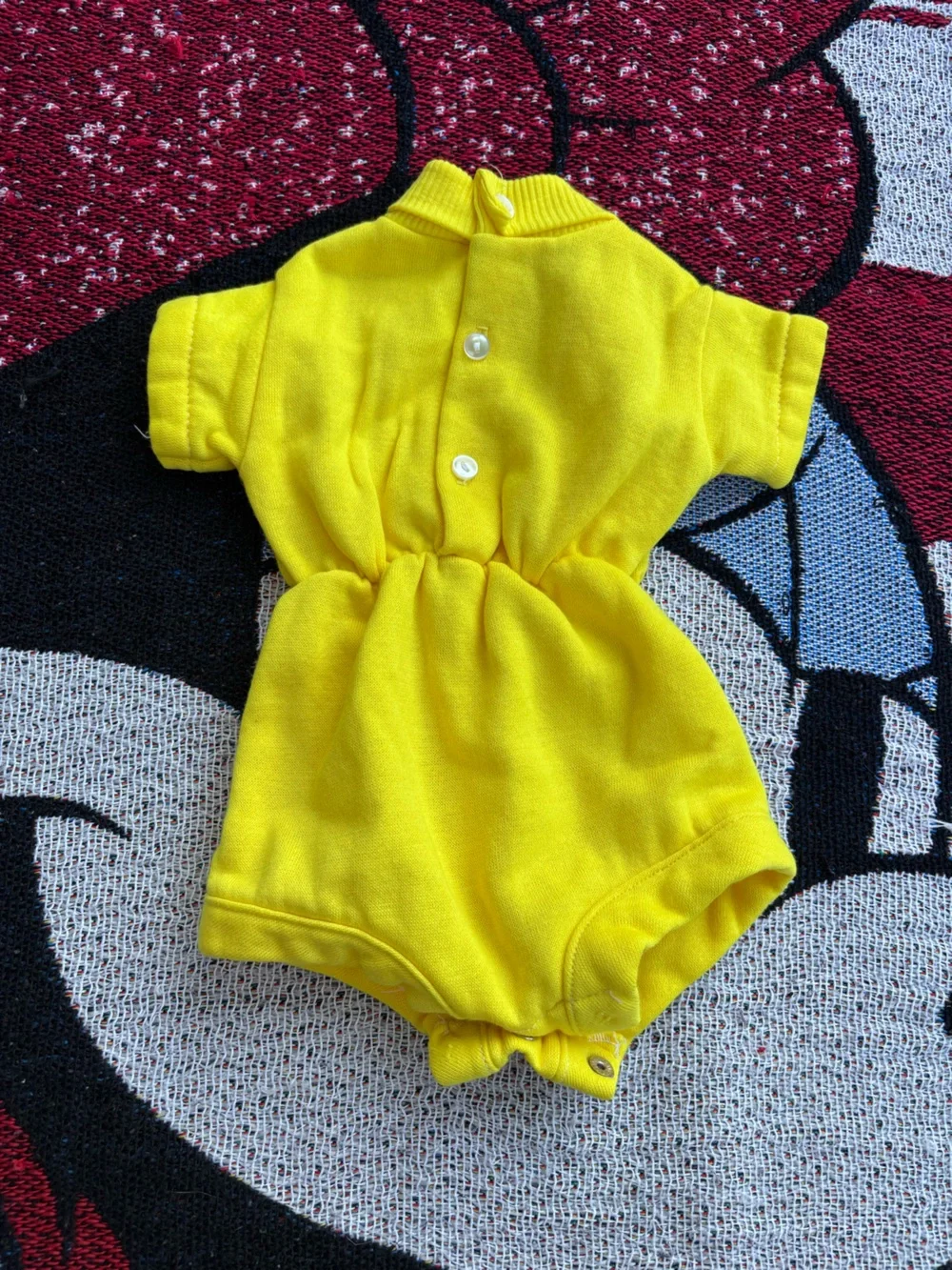 N/A vintage yellow